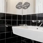 Find Me Boutique Penthouse 아파트